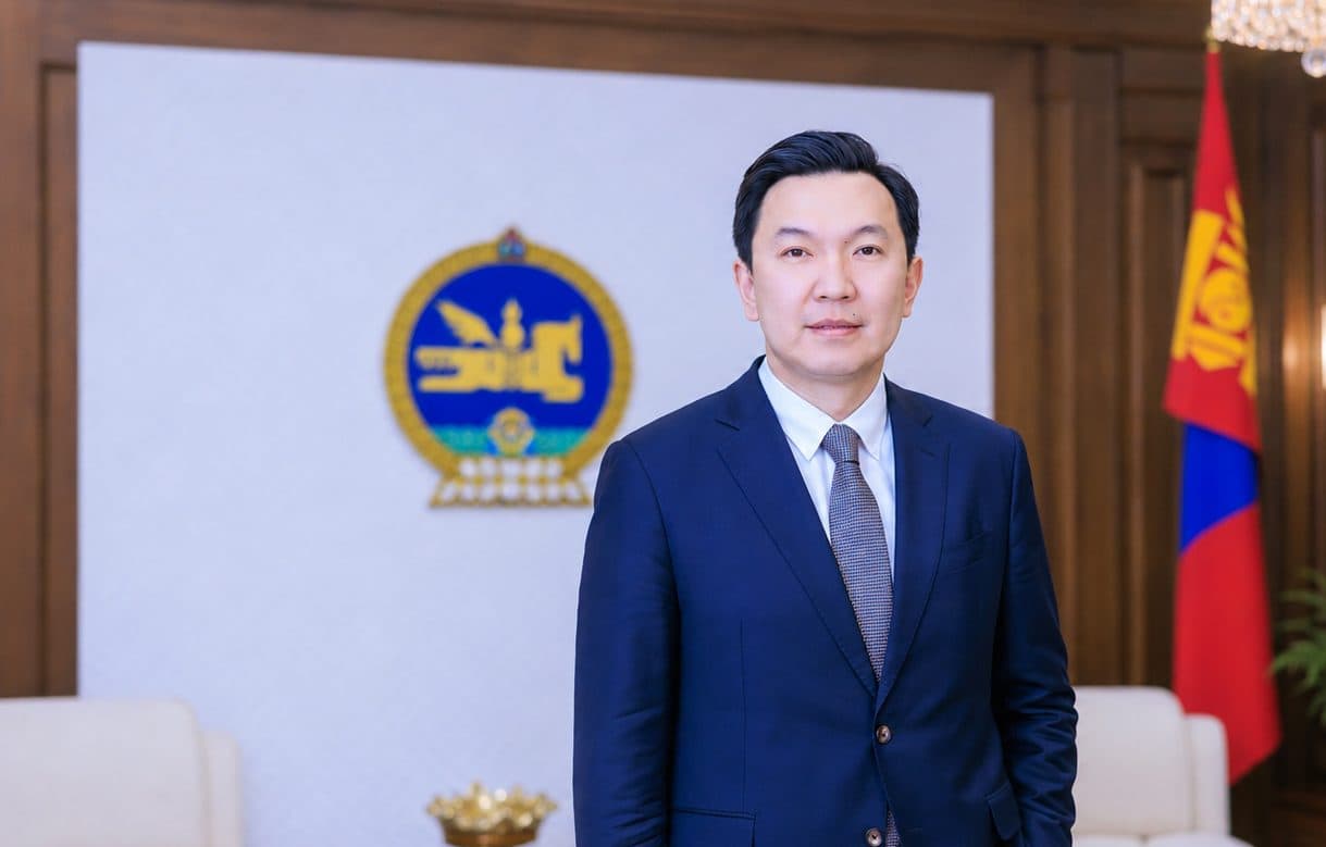 Амлалтаас шийдэл, шийдлээс хэрэгжилт хүртэлх манлайлал