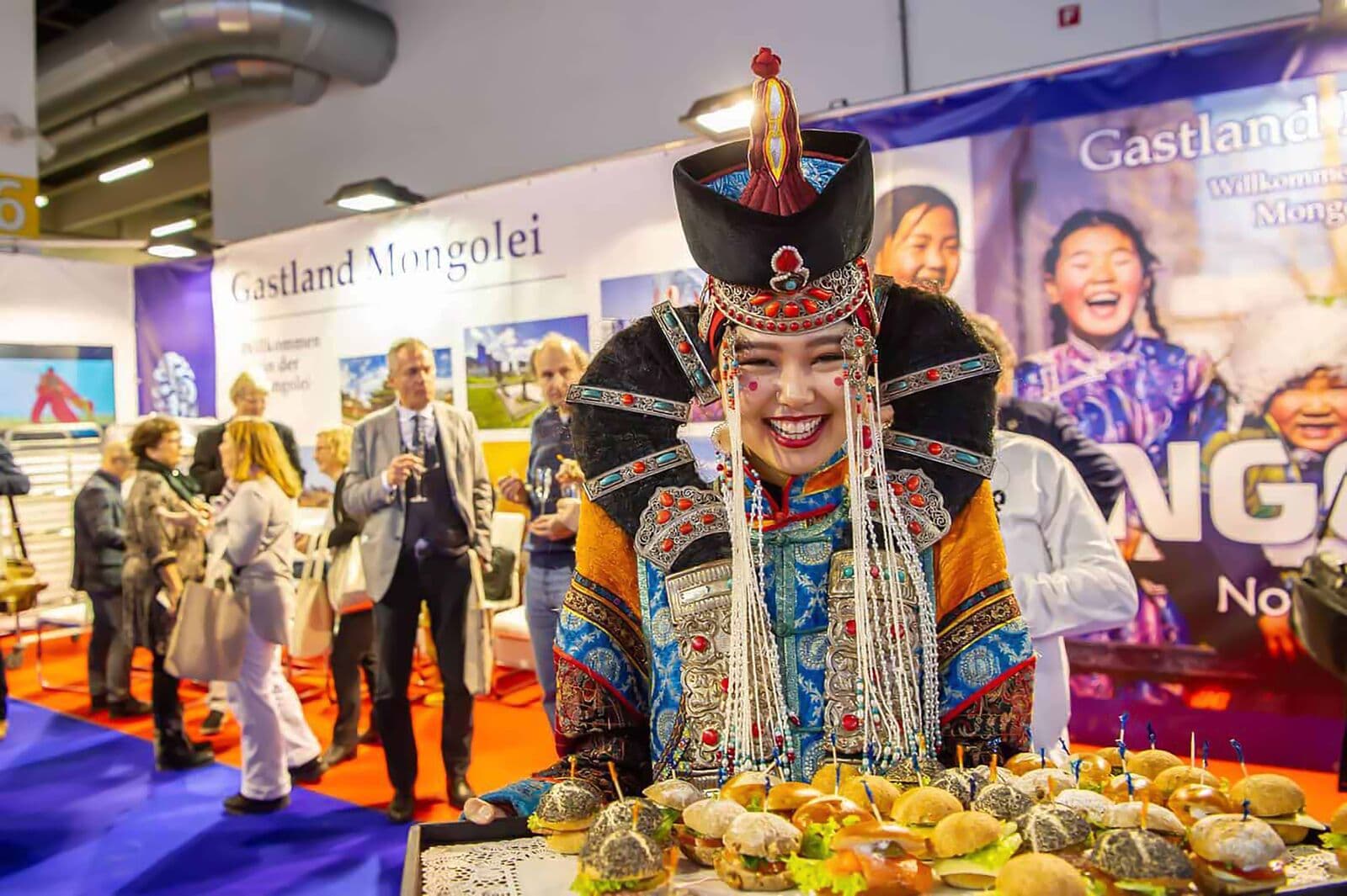Gateways to discover Mongolia